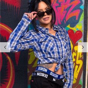 DIXXON The Venice long sleeve bamboo snap button shirt woman’s medium.